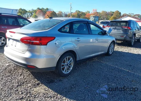 2016 Ford Focus Se z USA, uszkodzony, nr VIN 1FADP3F29GL265831